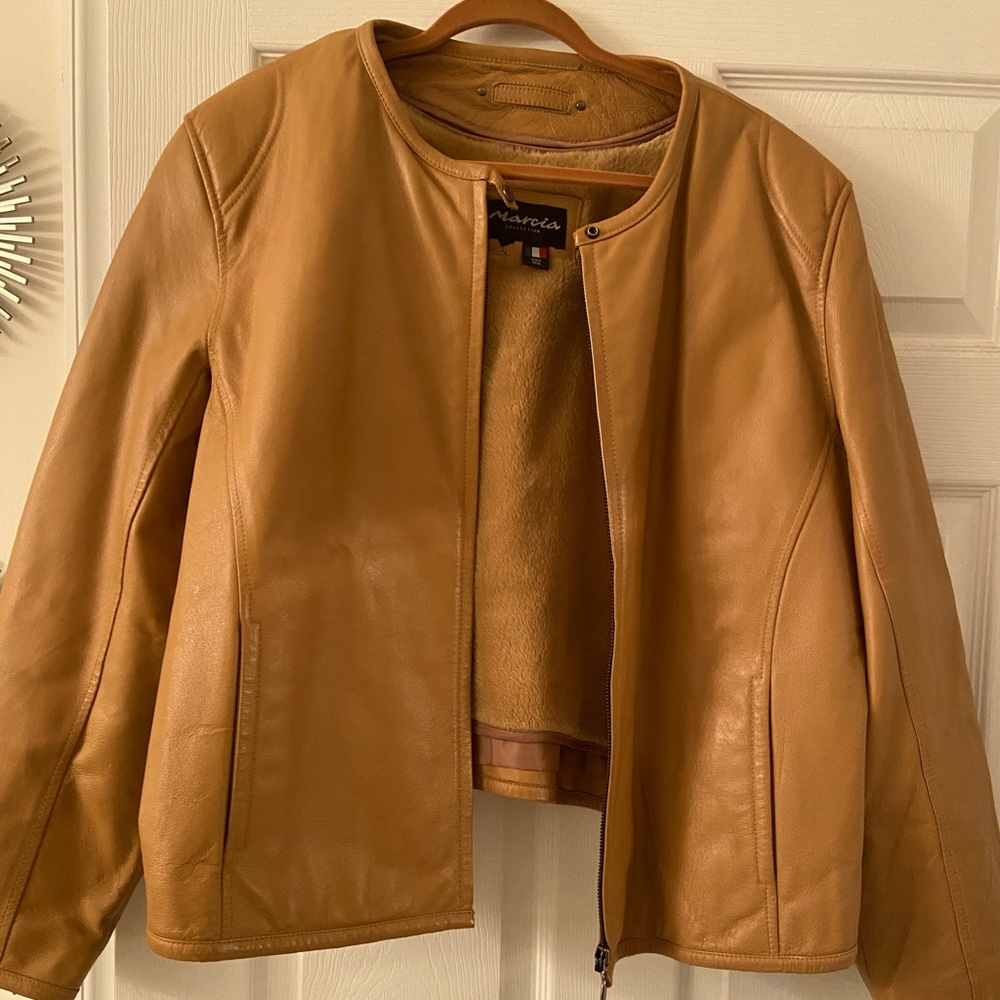 Marcia Collection Italian Lines Leather Jacket - Excellent Condition